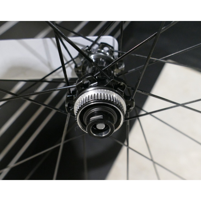 ROUE AVANT SHIMANO DURA-ACE C50 - 1