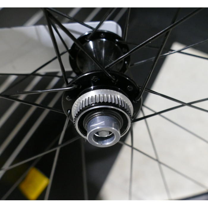 ROUE AVANT SHIMANO C46 - 1