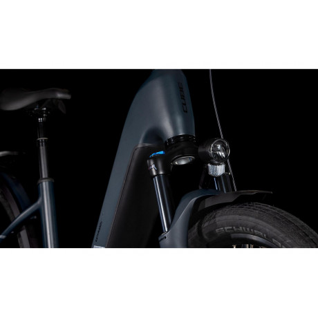 CUBE Kathmandu Hybrid Comfort Pro 800 EE azure´n´black– fourche avant, phare et tube diagonal