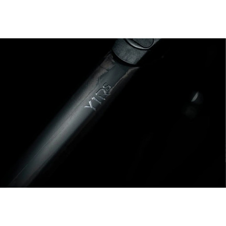 VELO DE ROUTE COLNAGO Y1RS DISC DARK SERIES